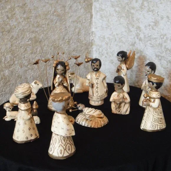 Nativity Set - Picture 6 of 11